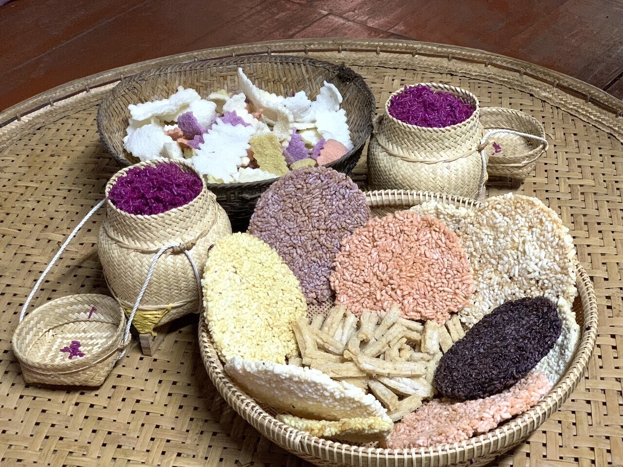Gian hàng đặc sản Mường Lay