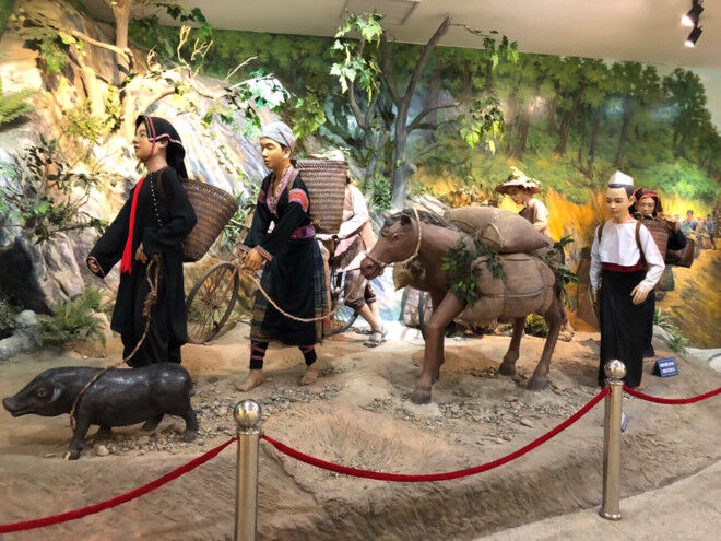 Đi từ Hà Nội đến Điện Biên mất bao lâu, bằng phương tiện gì?